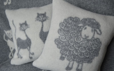 Wool pillows