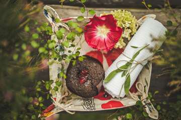 Bread baskets, bags