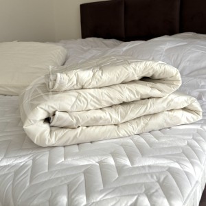 Vilnonės antklodės