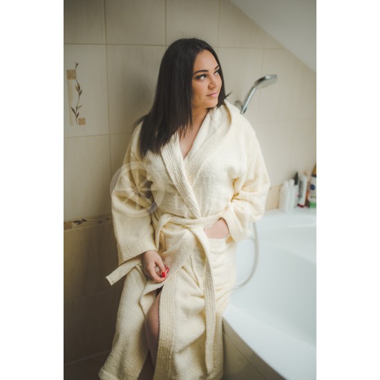Medvilninis švelnus frotinis chalatas su gobtuvu kreminės spalvos (CREAM)
