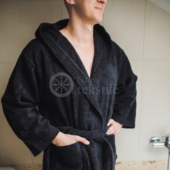 Medvilninis švelnus frotinis chalatas su gobtuvu juodos spalvos (BLACK)