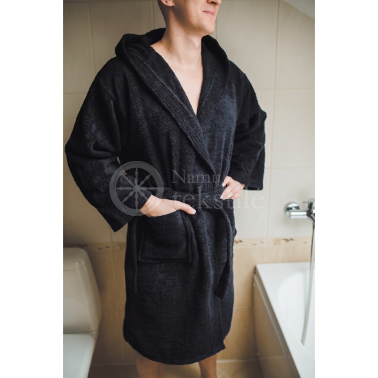 Medvilninis švelnus frotinis chalatas su gobtuvu juodos spalvos (BLACK)