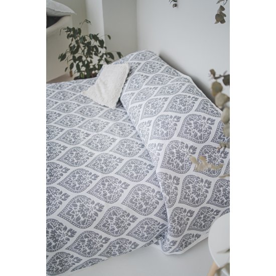 Bedspread (PIRG24)