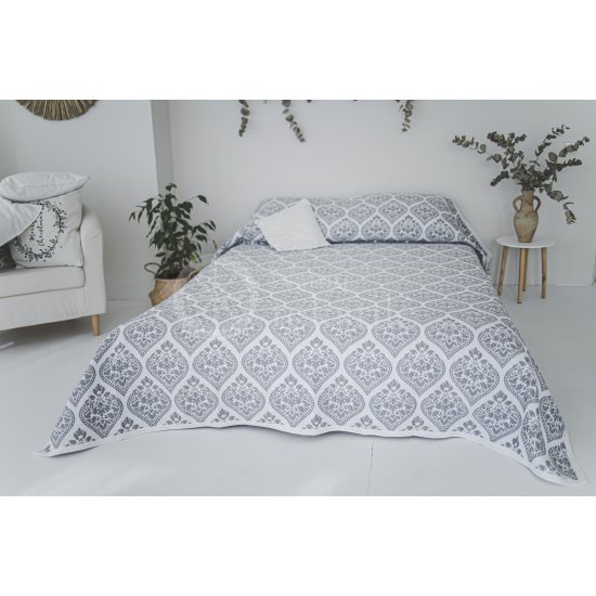 Bedspread (PIRG24)