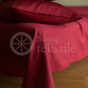 Satin sheets (burgundy)