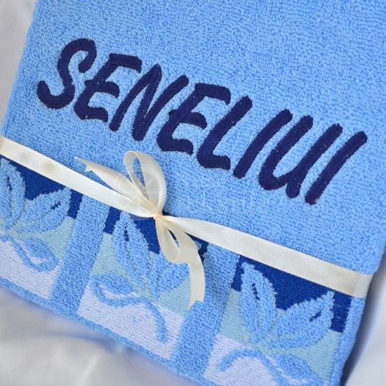 Siuvinėtas proginis rankšluostis "Seneliui" su lapeliais 