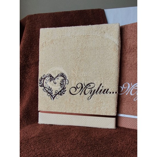 Embroidered occasional towel "Myliu..."