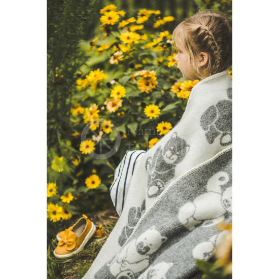 Woollen children's blanket ,,Meškiukai" grey