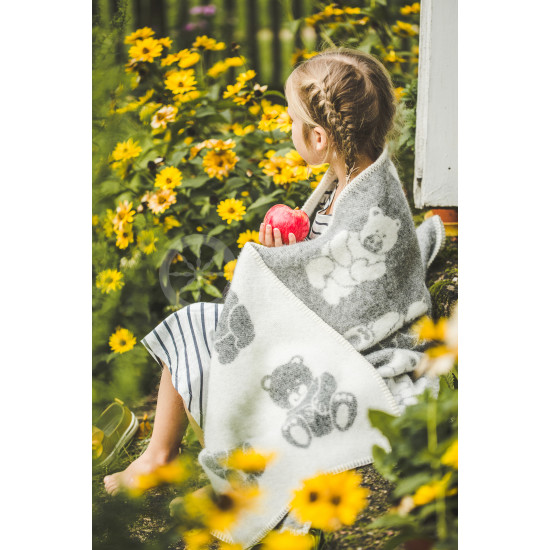 Woollen children's blanket ,,Meškiukai" grey