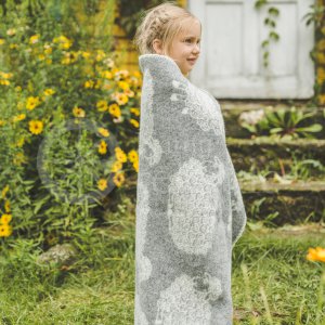 Woollen children's blanket ,,Avytė" grey