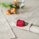 Linen napkins with roses