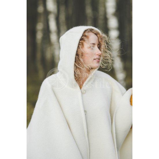 Cape with a hood WHITE03