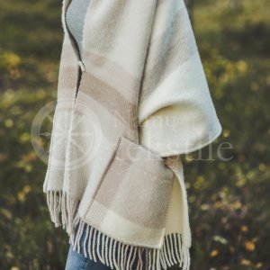 Scarf with pockets BEIGE04